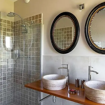 Maison Le Sepe - Vignoble Bio Et 4*
