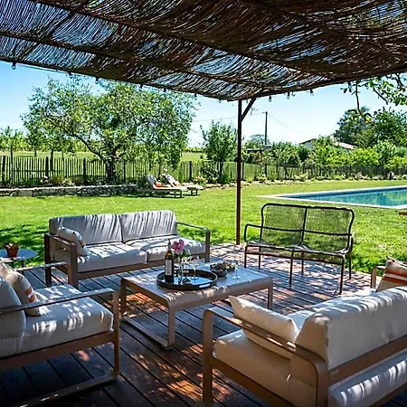 Maison Le Sepe - Vignoble Bio Et Bed & Breakfast 4*